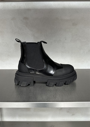 S3242 Cleated low chelsea box oleatex boot Black Ganni 